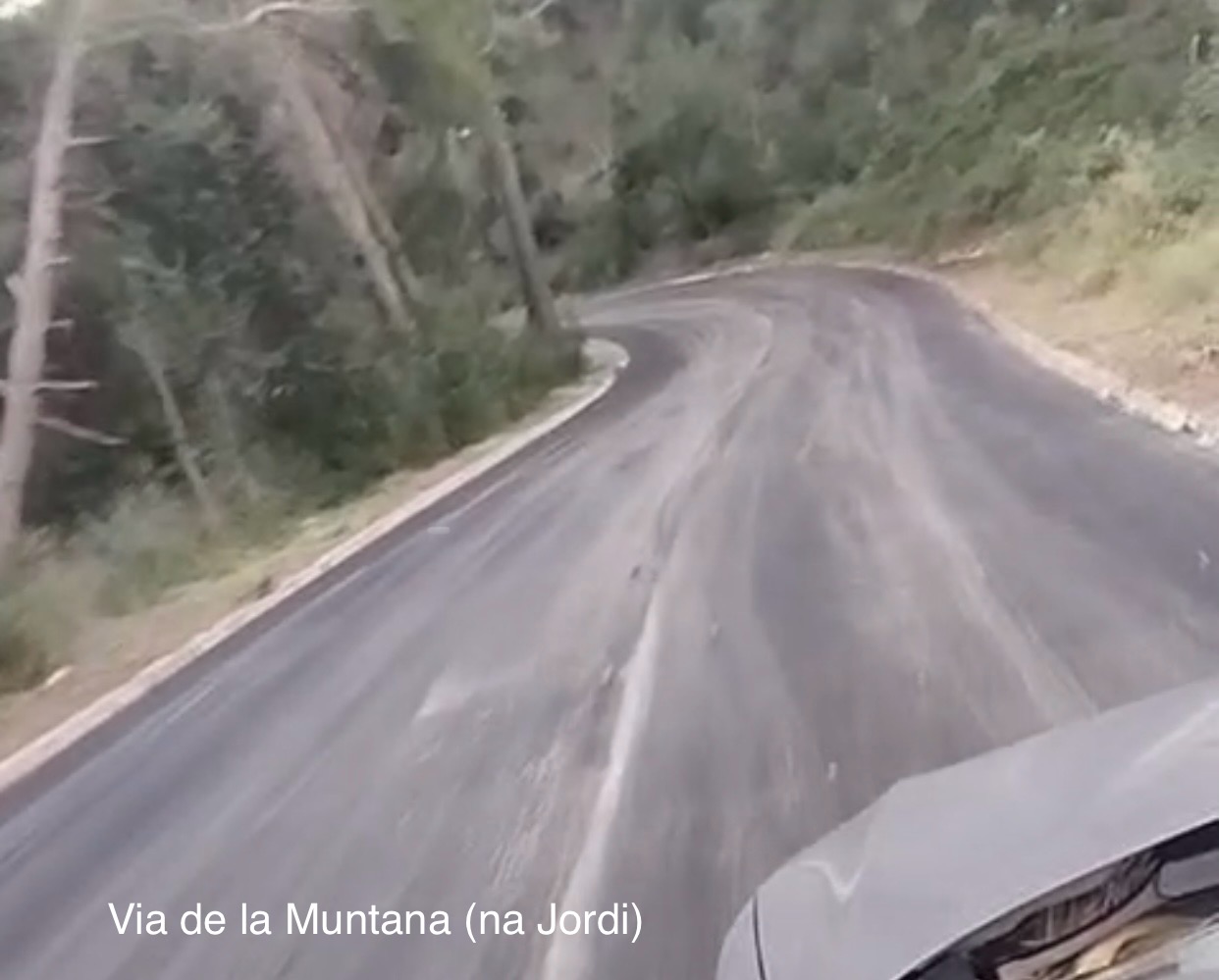 via Muntana komplett asphaltiert (2)